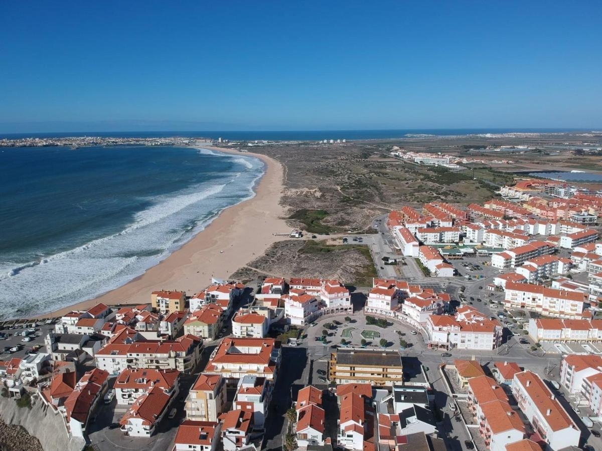 Surf And Stones Apartment Peniche Exterior photo